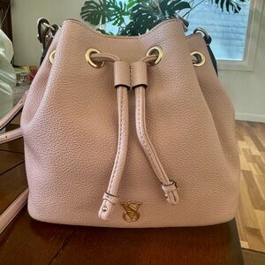 Victoria’s Secret bucket crossbody bag blush pink